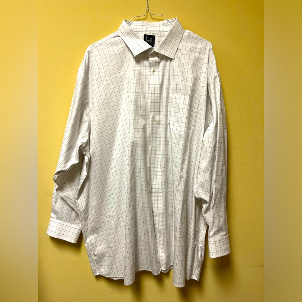 Jos A. Bank Big & Tall Button Dress Shirt
Size 20/36